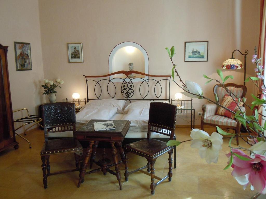 Boutique Hotel Ur-Wachau Weissenkirchen in der Wachau Habitación foto